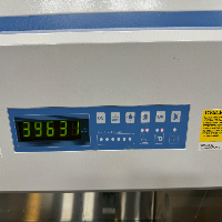 Thermo 1300 Series A2 6' BioSafety Cabinet image 2